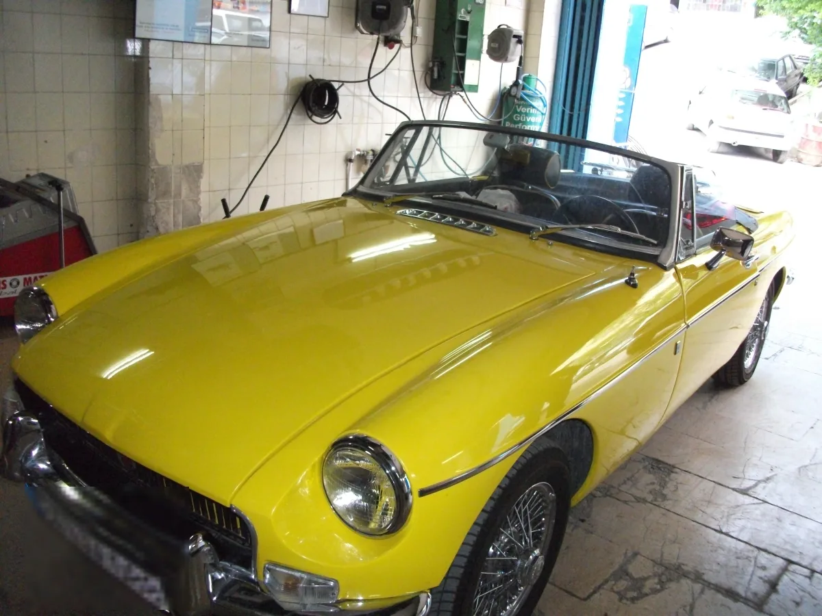 MG MGB - Akgün Otomotiv servisinde