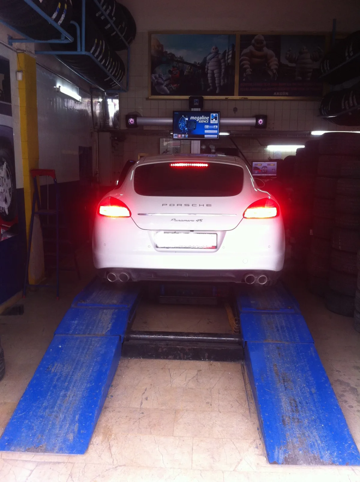 Porsche Panamera - Akgün Otomotiv servisinde